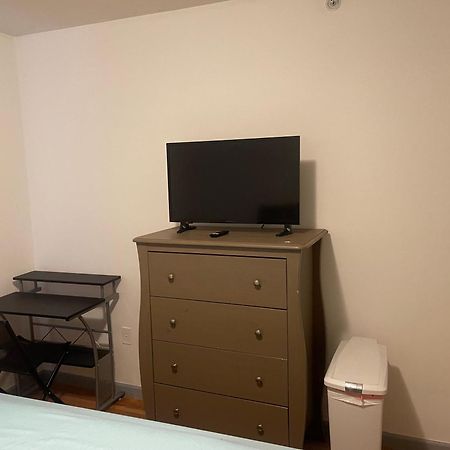 Permat,Llc Hotel Newark Luaran gambar