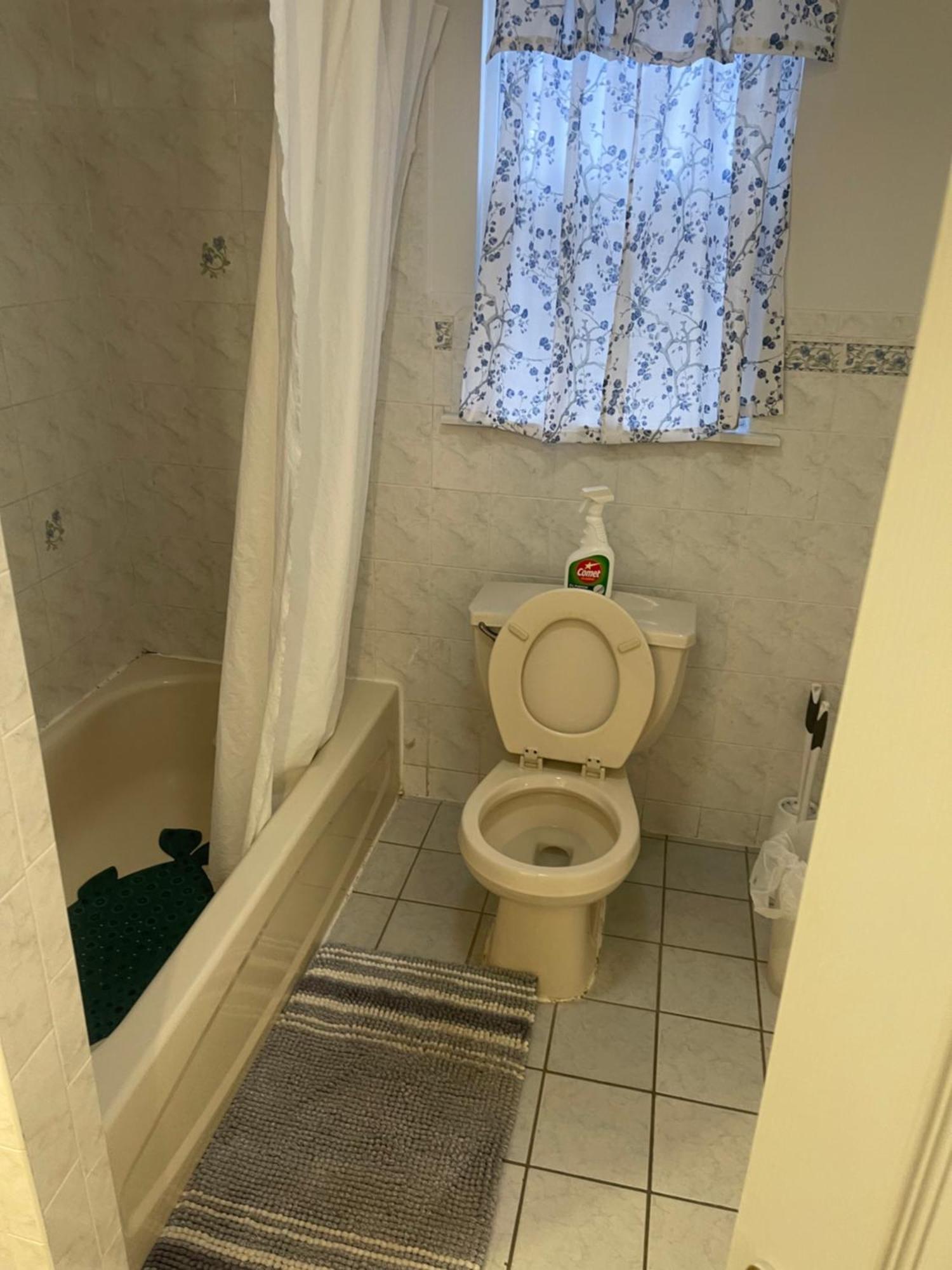 Permat,Llc Hotel Newark Luaran gambar